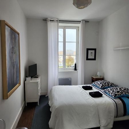 Saint-Jean-de-Liversay Soiree Decouverte Laurenza B&B 외부 사진